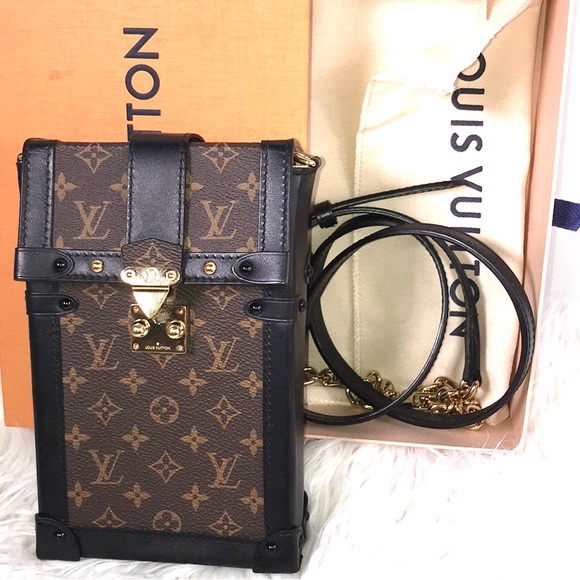 Louis Vuitton Handbags - 🌟 TRUNKS POCHETTE 🌟 CROSSBODY LOUIS VUITTON